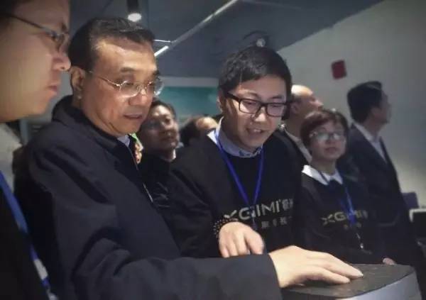 極米創始人,3年13億,家用投影機成功背后的堅持和忍耐。